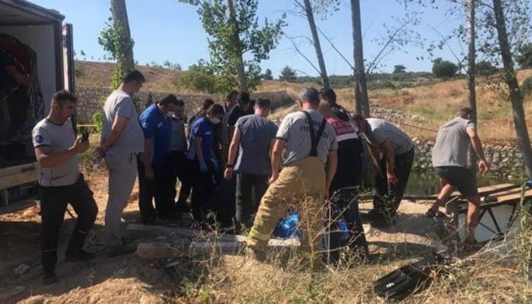 İzmir'de tarladaki gölete düşen çocuk boğuldu