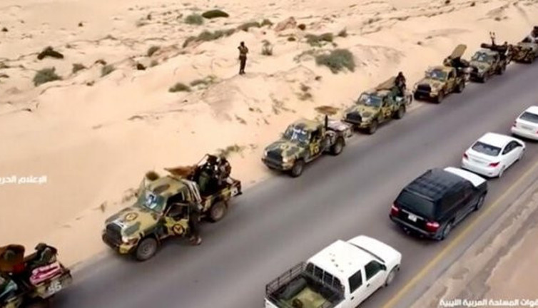 Mısır ve Hafter ateşle oynuyor! 45 araçlık konvoy bugün...