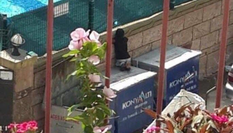 Bu fotoğrafı görüp de uyuyabilene helal olsun: Kağıt toplayıcı çocuğun bir avuç hayali