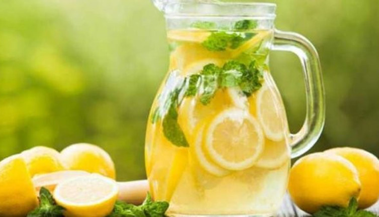Limonlu suyun inanılmaz faydaları