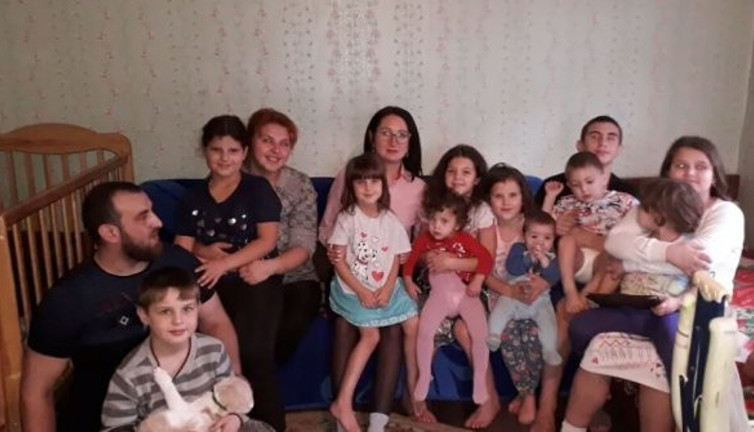 Rusya’da 32 yaşındaki kadın 12’nci kez anne oldu