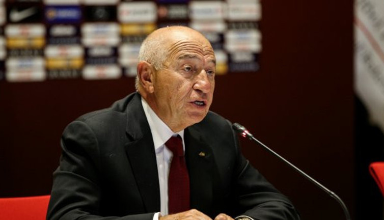 "Küme düşmeyi dünyaya anlatamayız" diyen Nihat Özdemir, küme düşme kararını kendi açıkladı