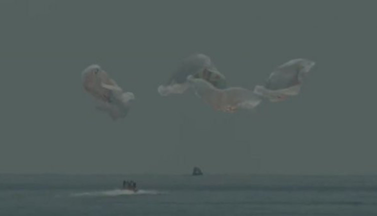 Dünya o anları canlı izledi! Geri döndüler