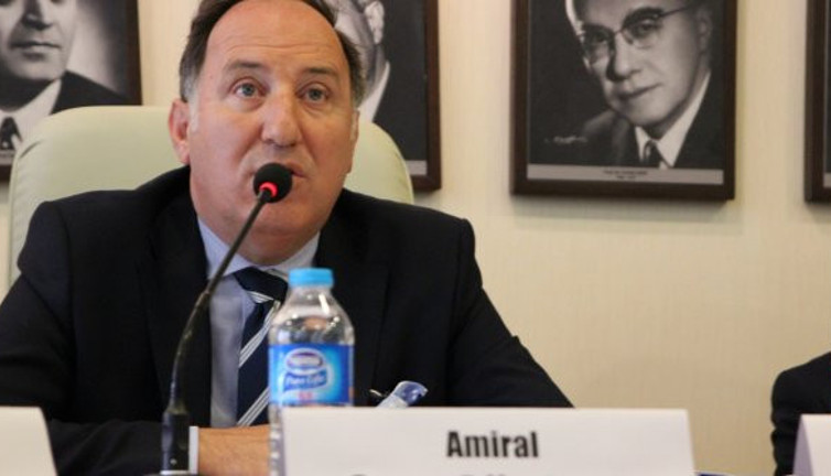 Cem Gürdeniz'i eleştirmek isteyen Rum yanlısı gazete kumpas şehidi Cem Aziz Çakmak'ın fotoğrafını kullandı