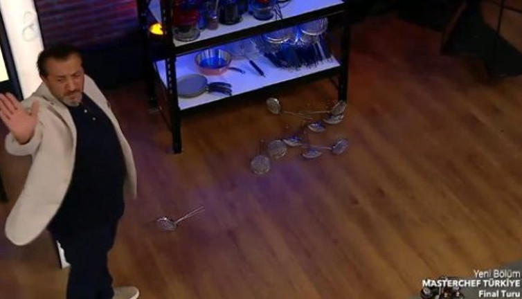 MasterChef'te Mehmet şef çıldırdı! Kıyameti kopardı ama yapanı bulamadı