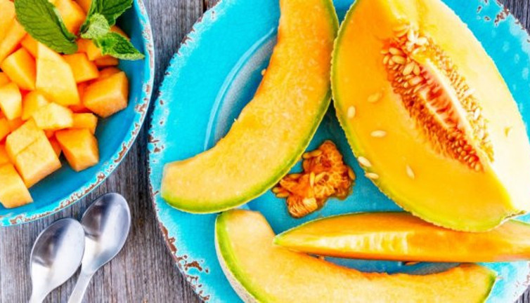 Yazın en iyi kilo verme yöntemi! Kavun diyeti