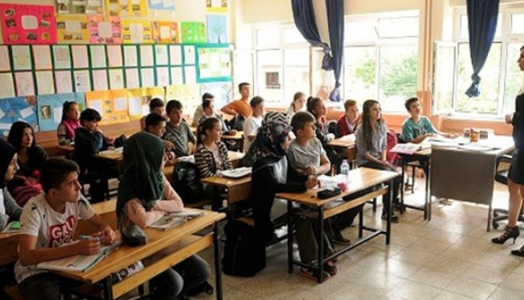 Prof. Dr. Mehmet Ceyhan 4 maddelik öneri listesi paylaştı! Oranlar yüzde 2'yi geçerse okullar kapanmalı