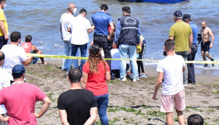 Çırpına çırpına denizde kayboldu