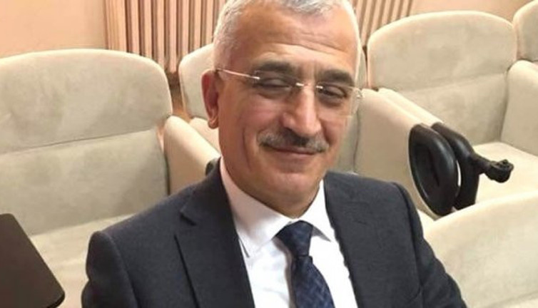 Atatürk’e hakaret eden AKP’liye bir koltuk daha, haddini aştıkça prim yapıyor