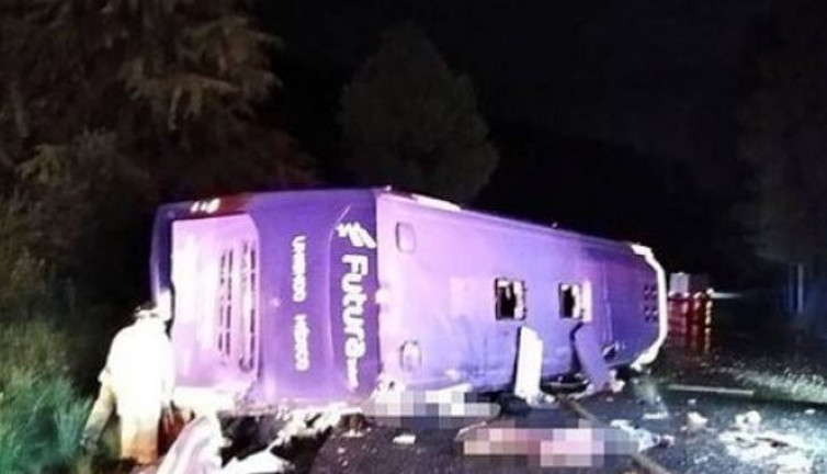 Şehirlerarası otobüs kan gölüne döndü