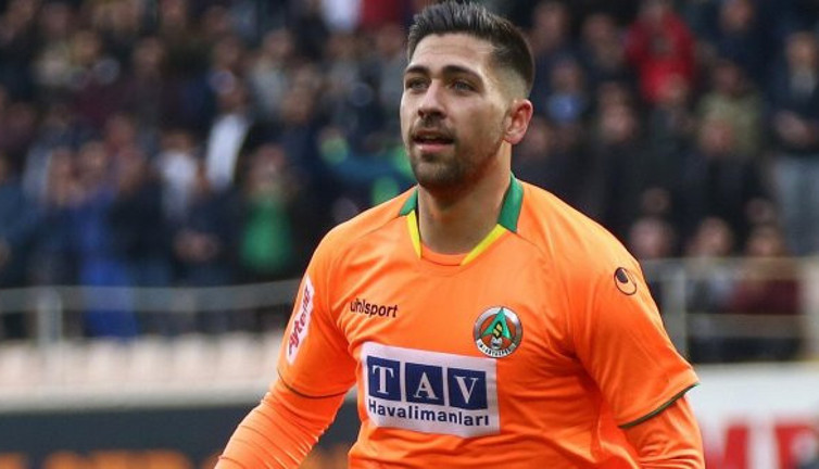 Fenerbahçe Bakasetas için Alanyaspor ile anlaştı