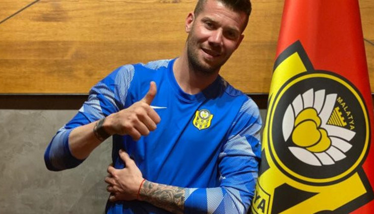 Yeni Malatyaspor, kaleci Herrera ile 1 yıllık imzaladı