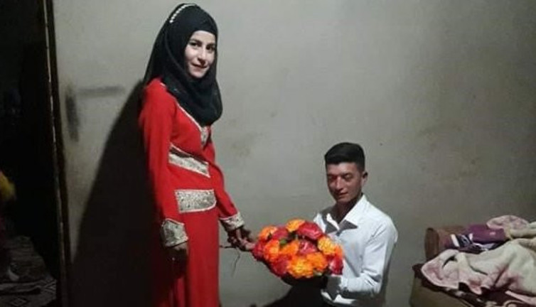 Karısını ve doğmamış çocuğunu öldürdü