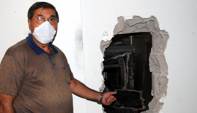 4 saatte 1,6 milyon çaldılar! Kayseri'de film senaryosuna taş çıkartan soygun