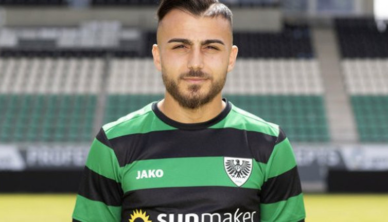 Menemenspor, Şeref Özcan'ı transfer etti