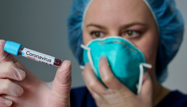 Koronaya yakalanma riski ten renginde gizli! En yetkili isimden çarpıcı açıklama