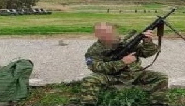 Yunan askerinden dehşete düşüren mülteci paylaşımı