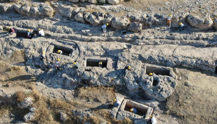 Ölüler Şehri bulundu! Her yere yayılmışlardı