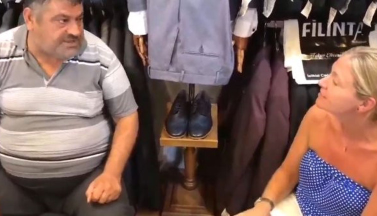 Bir Türk, güzel bir İngiliz kadınla Mersin'de karşılaşırsa ne olur: Dükkandakiler de gördü