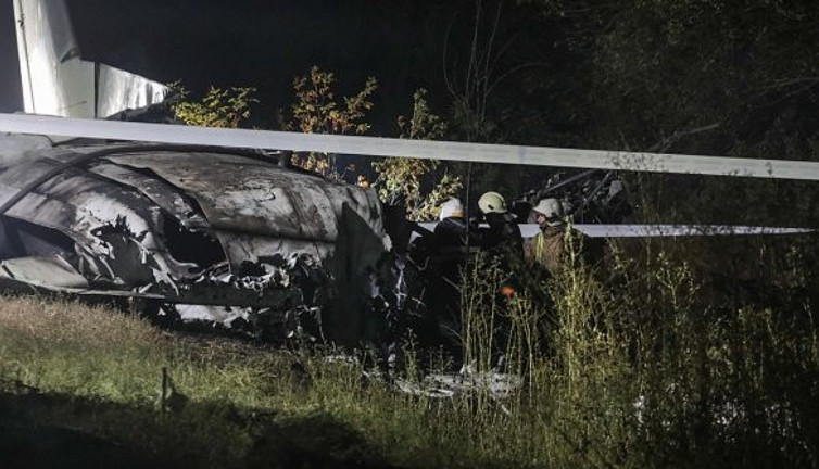 Ukrayna'da askeri uçak düştü! 22 kişi öldü! İşte o görüntüler