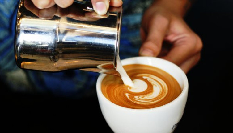 Gözümüzü açtığımızda ilk işti. Kahve ile ilgili çarpıcı araştırma. Meğerse çok yanlışmış