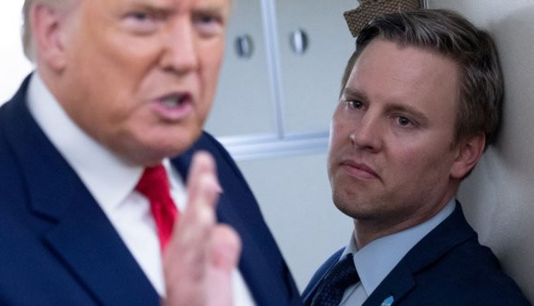 Trump’ın danışmanı da korona oldu