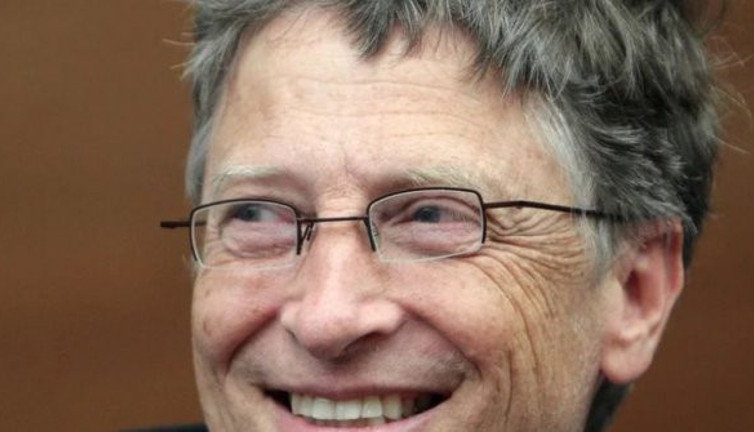 Bill Gates bu sefer de koronayla savaşmanın en etkili yöntemini açıkladı. Tüm gözler onun üzerindeydi