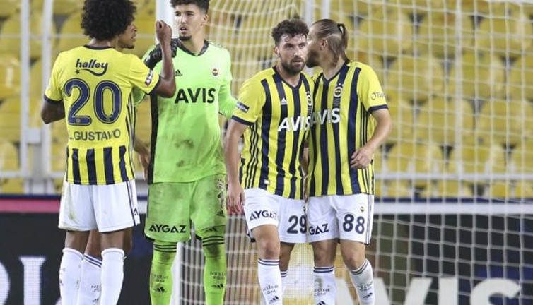 Fenerbahçe, Göztepe'ye konuk oluyor. İşte muhtemel 11'ler