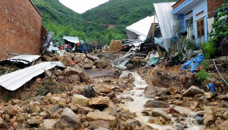 Sel baskını 84 can aldı