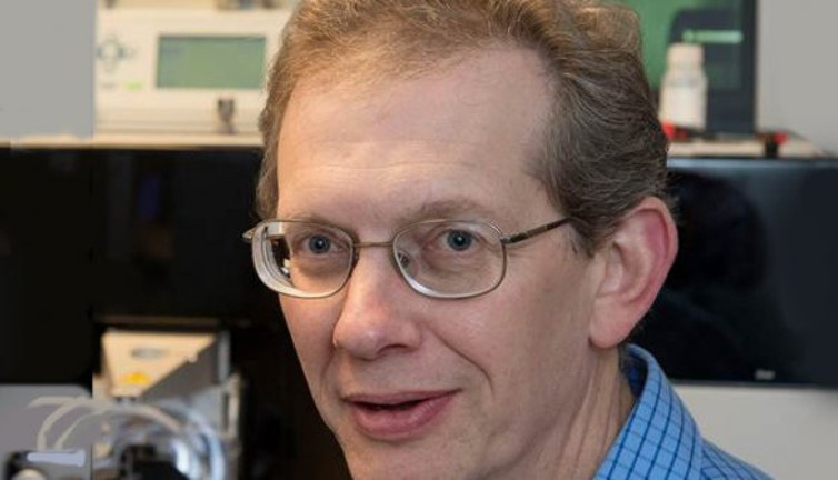 Cambridge Üniversitesi Profesörü korona virüsün sırrını açıkladı