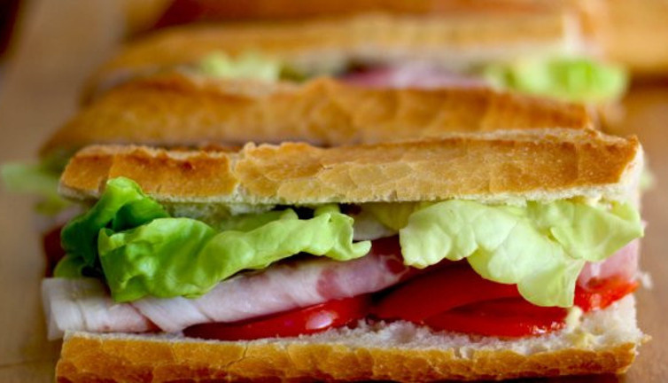 Gençlerin sandviç keyfi 12 bin liraya mal oldu