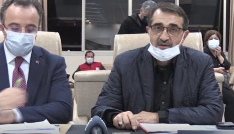 Enerji Bakanı Fatih Dönmez açıkladı. İzmir depreminde 74 bin 500 abonmanın elektriği kesildi