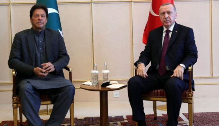 Cumhurbaşkanı Erdoğan ve Pakistan Başbakanı Han görüştü