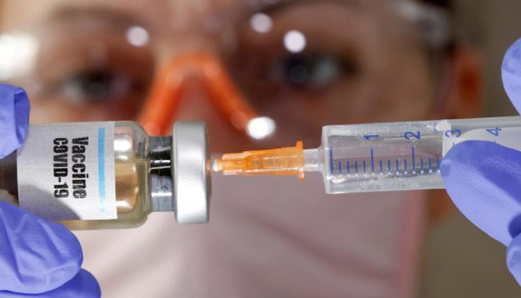 Korona aşısı istemiyoruz diye eylem yaptılar