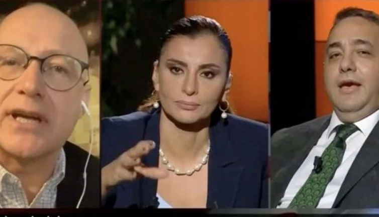 CNN Türk'te ABD seçimlerinin konuşulduğu programda hakaretler havada uçuştu