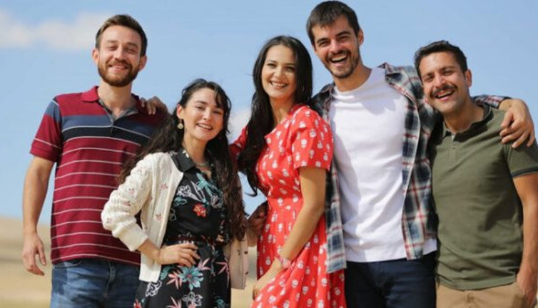 TRT'nin dizisine korona molası. 39 kişinin testi pozitif çıktı