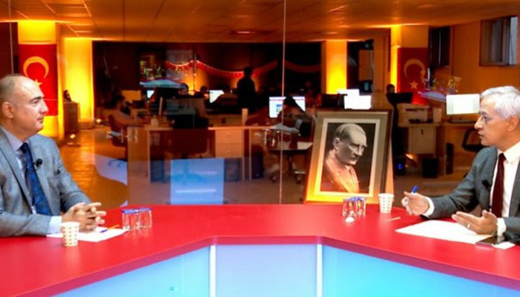 Emekli Havacı İstihbarat Albay Ziya İlker Göktaş, Ergenekon ve Balyoz kumpası davalarında yaşananları Yeniçağ TV'de açıklıyor