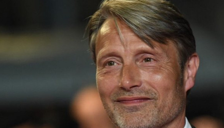 Mads Mikkelsen kimdir. Kaç yaşında. Ünlü oyuncu hangi filmde oynayacak