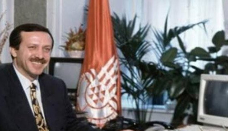 Ünlü oyuncu Cem Özer yıllar sonra açıkladı, Erdoğan benim sayemde belediye başkanı oldu!