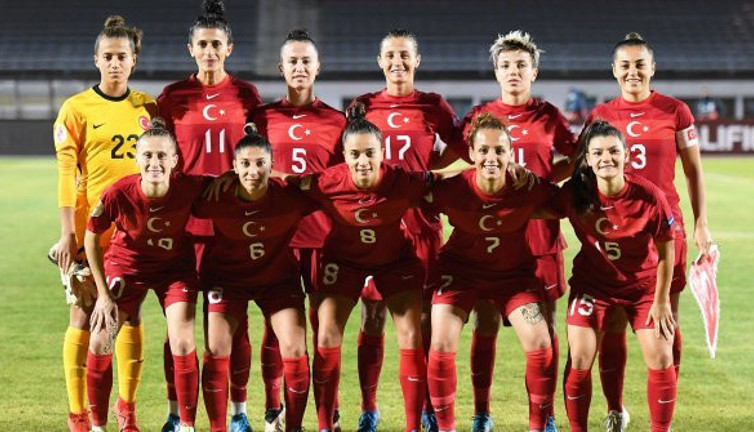 Kadın Milli Takım kadrosu açıklandı. Survivor Aycan yine kadroda yok