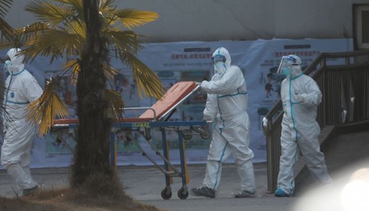 Bilim insanları kaynağını bulamadı. Gizemli hastalık korku saçıyor