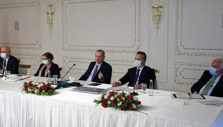 Cumhurbaşkanı Erdoğan ihracatçılarla buluştu