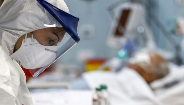 Korona virüs vücudu bu şekilde ele geçiriyor. İnsanı böyle etkiliyor. İç Hastalıkları Uzmanı Taner Has açıkladı