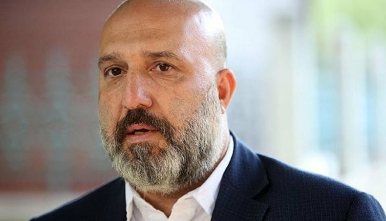 Atatürk olmasaydı ülkeyi bu kafa yönetecekti, hanedanım diyen adam Zaytung’u ciddiye aldı