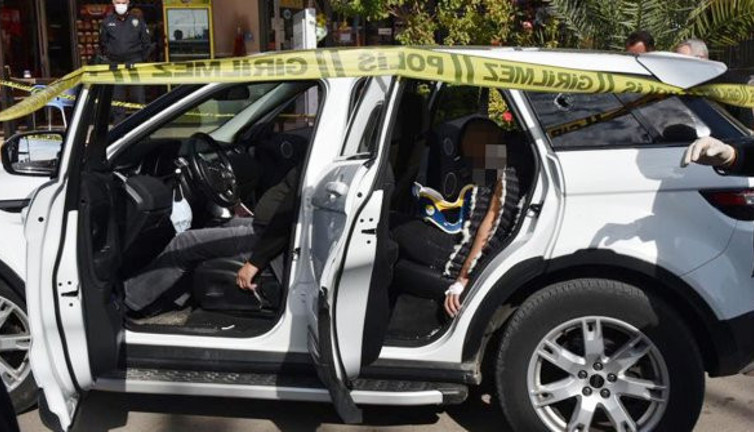 Antalya'da lüks cipin içinde kanlı hesaplaşma. Yakınları gözyaşlarına boğuldu