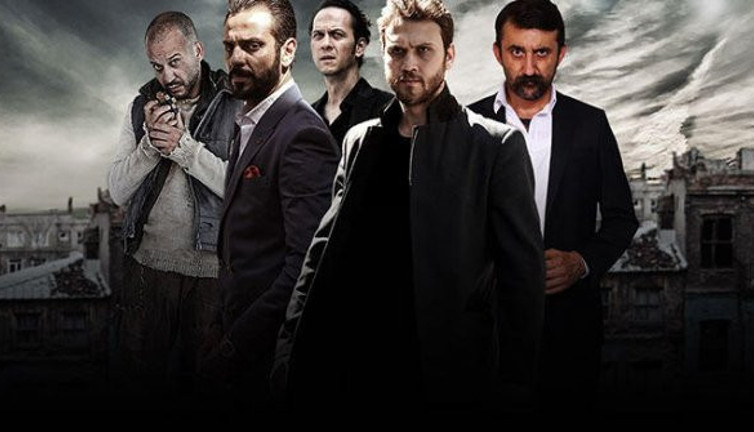 Çukur hayranlarına kötü haber, başrol oyuncusu diziden ayrılıyor. Çukur 106. bölüm ilk sahne