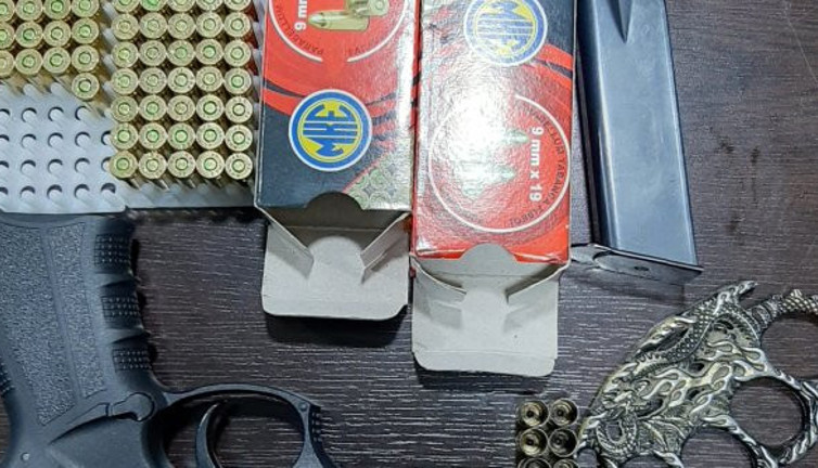 Karısına kızdı domuzlara ateş açtı