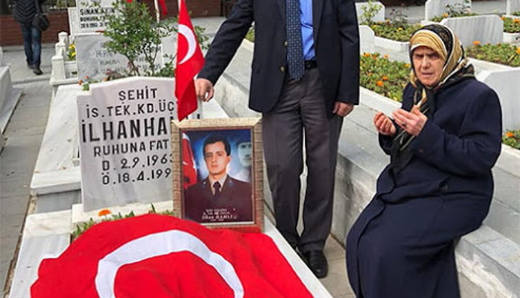 Şehit ailesine bu da yapıldı! Mezar yeri için para istediler