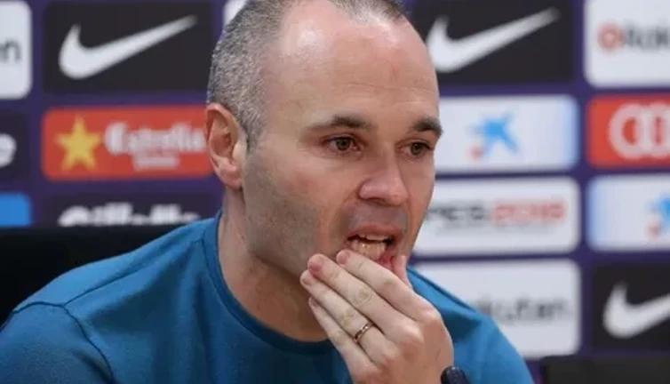 Barcelona efsanesi Iniesta'dan üzen haber