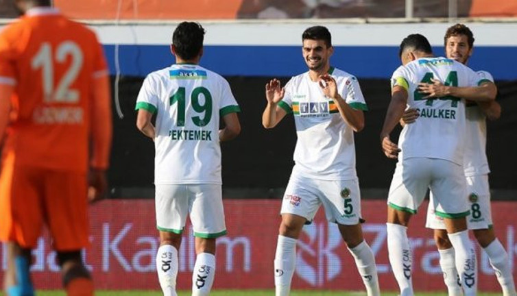 Aytemiz Alanyaspor 5 gol attı, turu kaptı